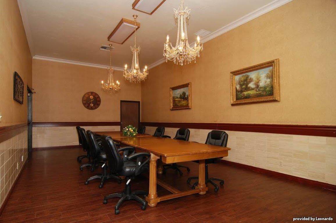 Chateau Big Bear Boutique Hotel, Bw Signature Collection Hotel 4*