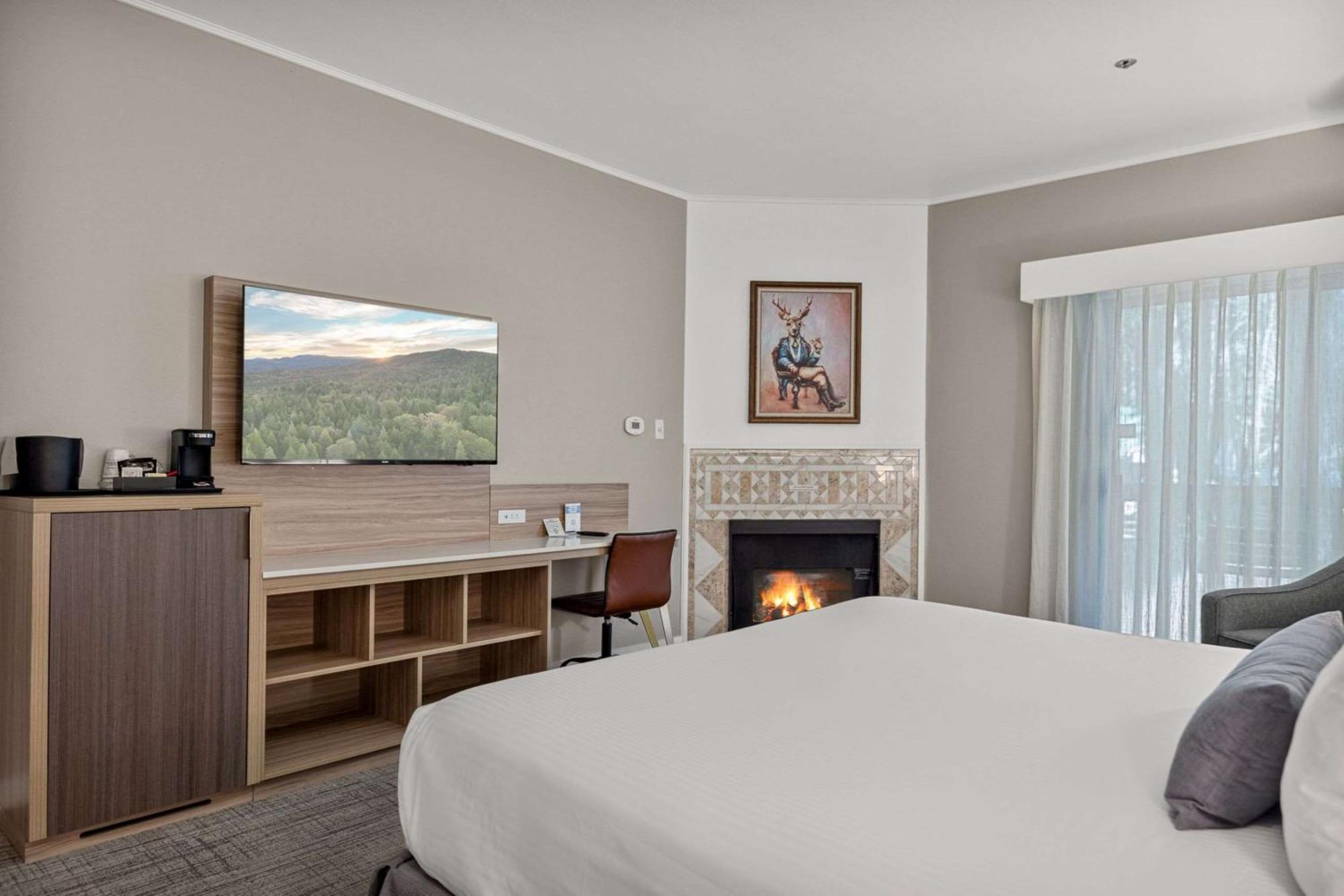 Chateau Big Bear Boutique Hotel, Bw Signature Collection